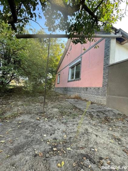 Casă cu 4 camere în Sânpetru Mare