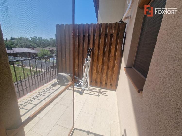 Duplex cu 4 camere cu Canalizare în Moșnița Veche