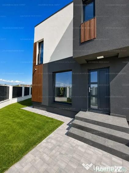 Casă cu 4 camere cu Teren 300 Mp în Sânpetru