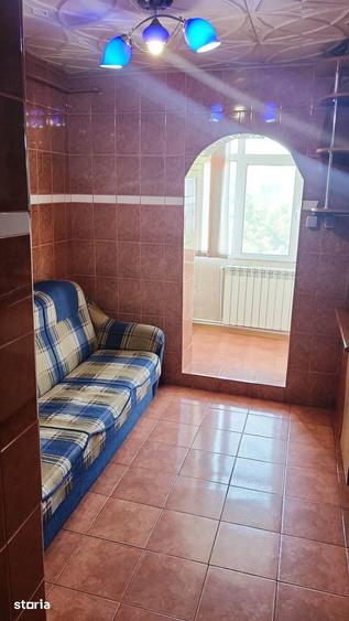 Apartament cu 3 camere decomandat în Dorobanți 2
