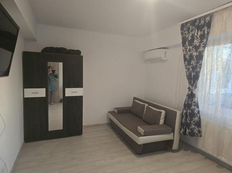 Apartament cu 2 camere decomandat, mobilat în Păcii