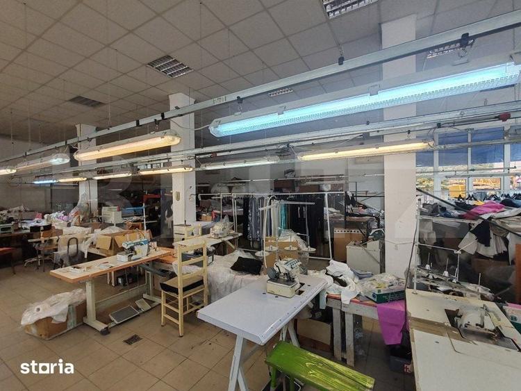 Spațiu comercial, de 400 mp, în Jibou