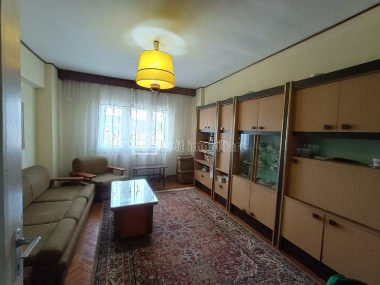 Apartament cu 4 camere decomandat în Mănăștur