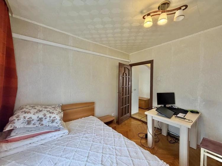 Apartament cu 2 camere decomandat în Soarelui