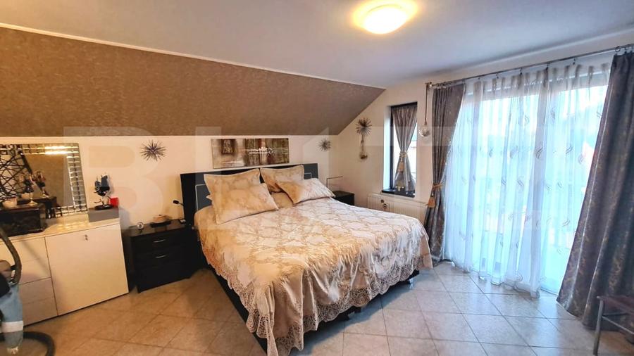 Casă individuală cu 5 camere cu Canalizare în Tohanu Nou