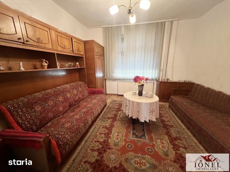Casă cu 4 camere cu Teren 1819 Mp în Ciugud