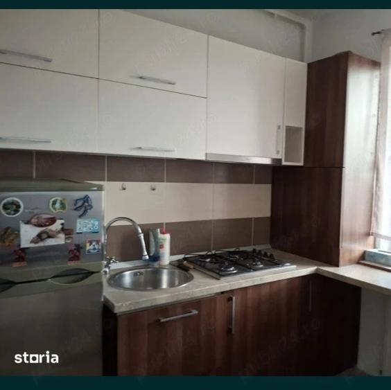 Garsonieră decomandată în Rahova