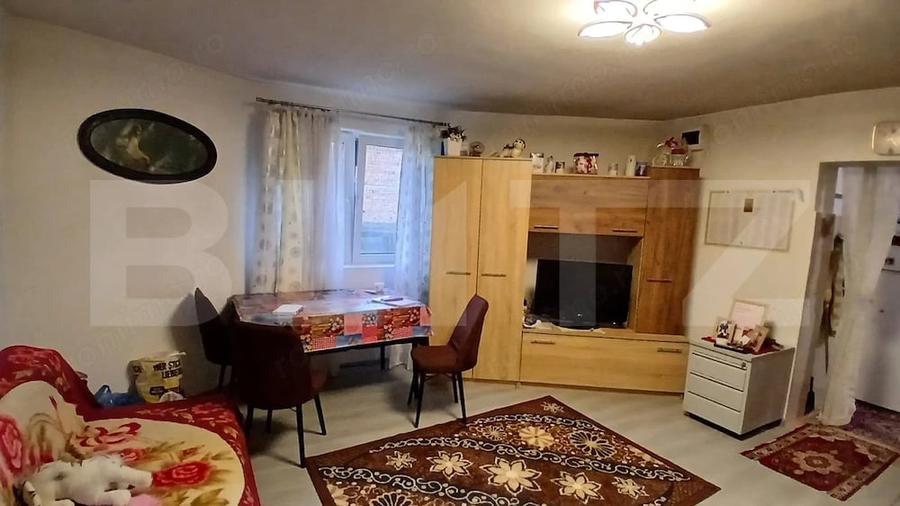 Casă cu Teren 624 Mp în Jabenița