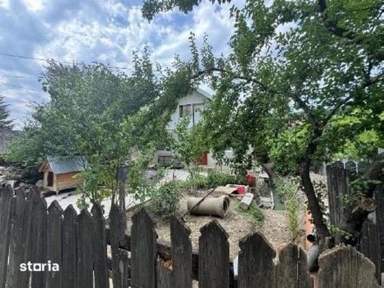 Casă cu 3 camere cu Teren 514 Mp în Central