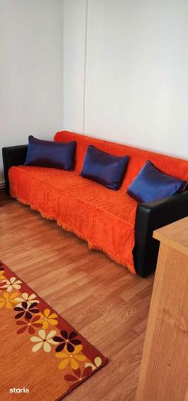 Apartament cu 2 camere, mobilat în Între Lacuri
