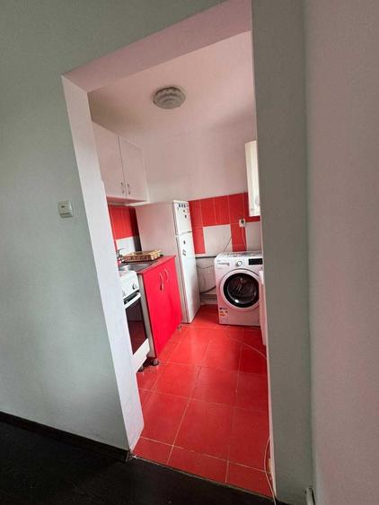 Apartament cu 2 camere semidecomandat în Ultracentral