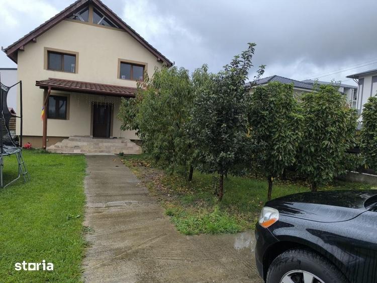 Casă cu 5 camere cu Teren 748 Mp în Apahida
