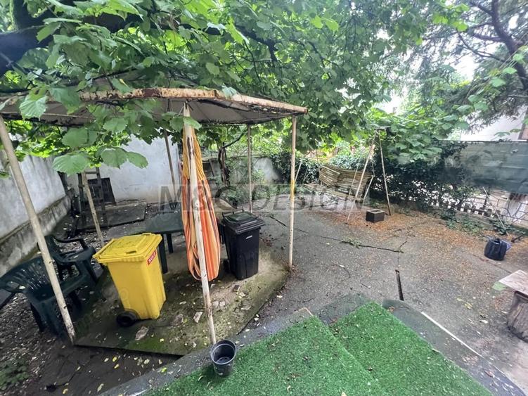 Casă în Girocului