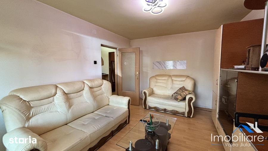 Apartament cu 2 camere în Petros