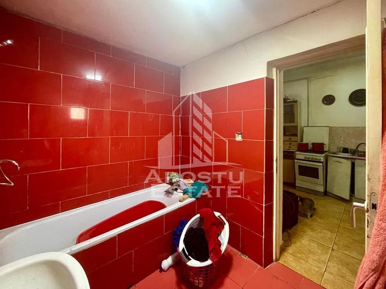 Casă individuală cu 3 camere cu Canalizare în Bujac