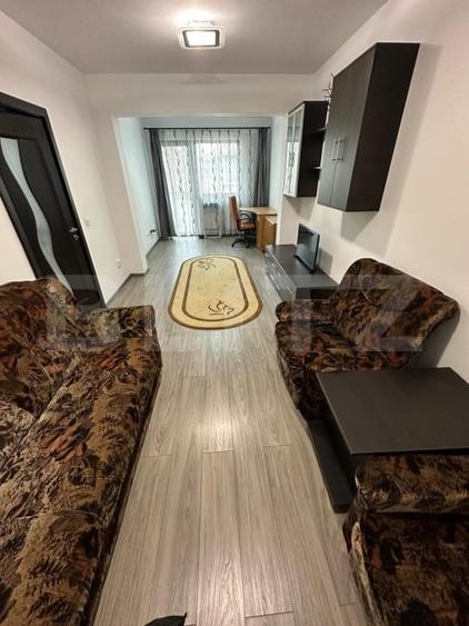 Apartament cu 3 camere decomandat, mobilat în Canta