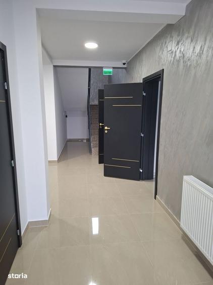 Spațiu comercial, de 520 mp, în Letea Veche