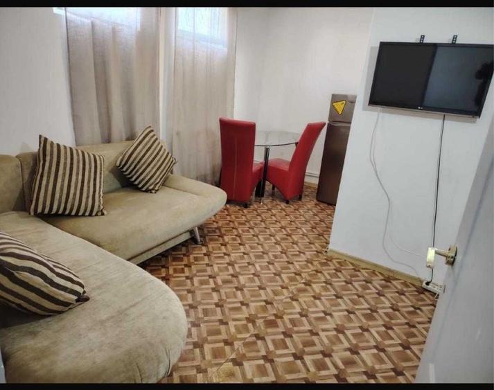 Casă cu 3 camere în Berceni