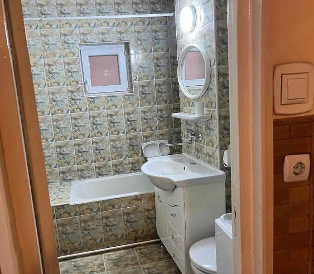 Apartament cu 2 camere decomandat în Tudor