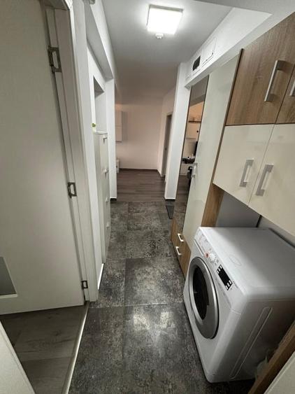 Apartament cu 2 camere decomandat, mobilat în Central