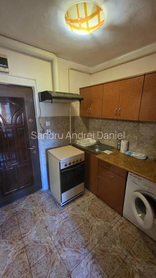De inchiriat garsoniera zona noua - Proprietar