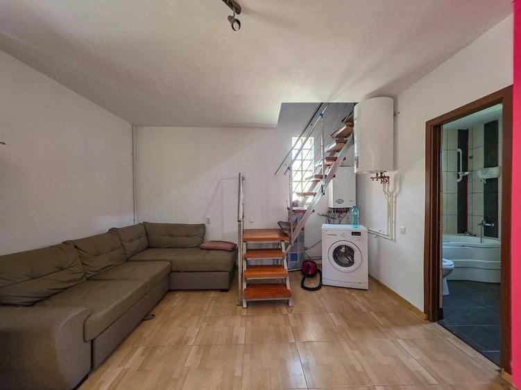Casă cu Teren 1707 Mp în Central