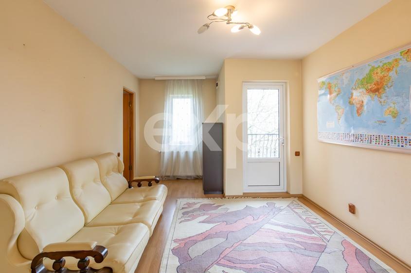 Casă individuală cu 5 camere cu Teren 1275 Mp în Sărata (Sărata)