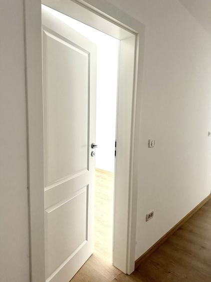 Apartament cu 2 camere decomandat în Ipotești