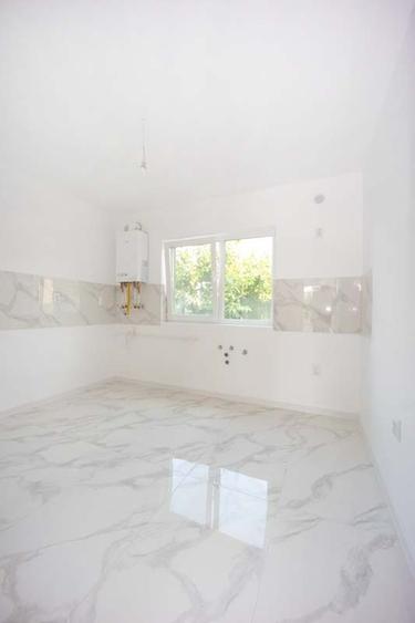 Duplex cu 4 camere cu Canalizare în Lunca Cetățuii