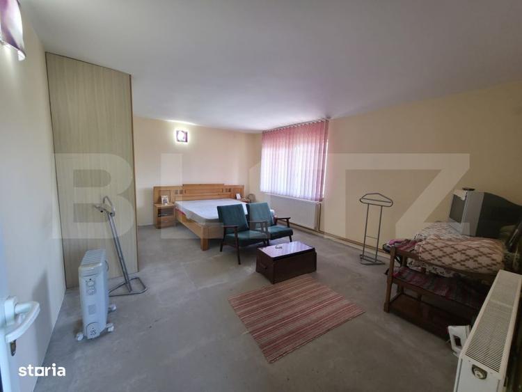 Casă cu 3 camere cu Teren 843 Mp în Scoarța