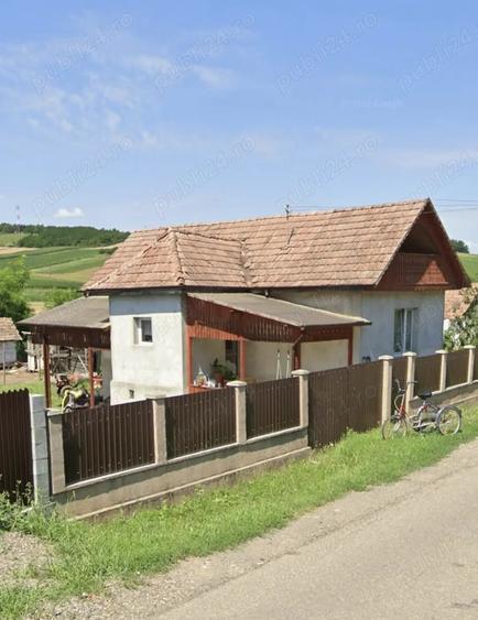 Casă cu 2 camere cu Teren 2057 Mp în Bahnea