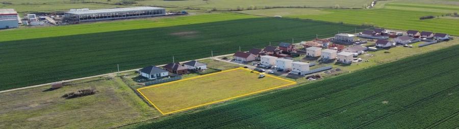 Teren Construcții intravilan de 4465 mp, în Sânandrei
