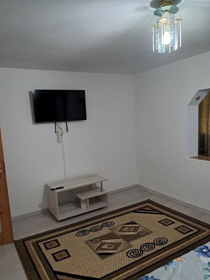 Apartament cu 2 camere decomandat în Buziașului
