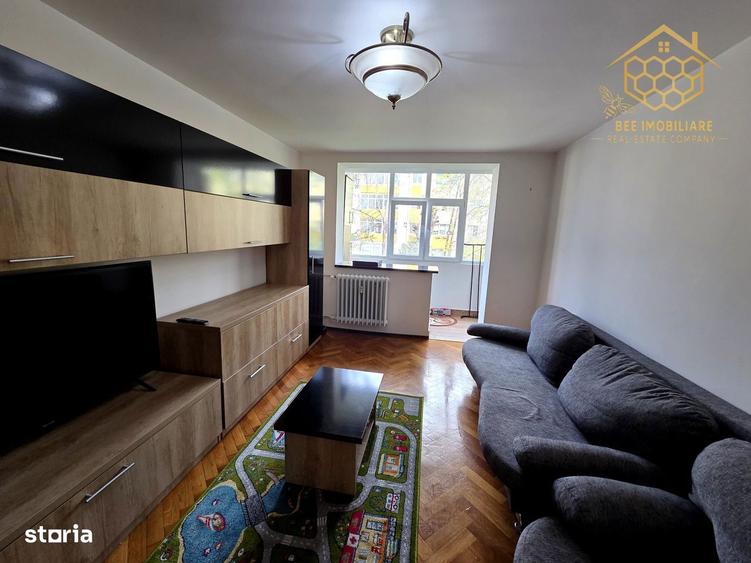 Apartament cu 2 camere decomandat în Calea București