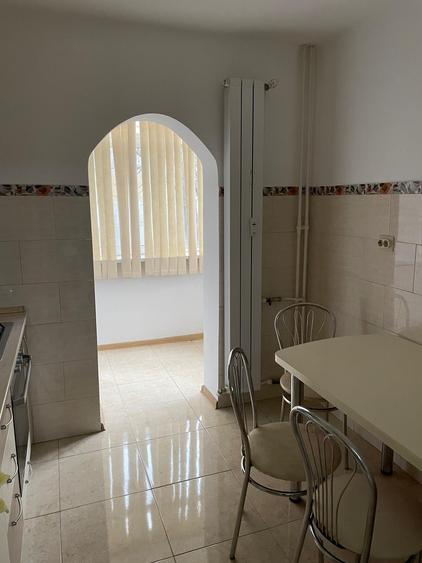Apartament cu 2 camere decomandat, mobilat în Canta