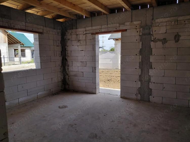 Casă cu Teren 300 Mp în Vasile Alecsandri