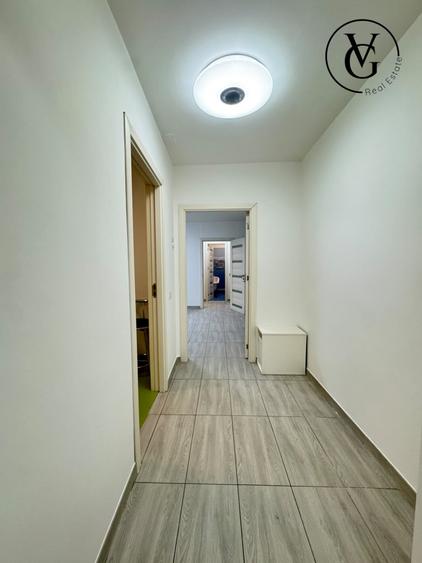 Apartament cu 3 camere semidecomandat în Iancului