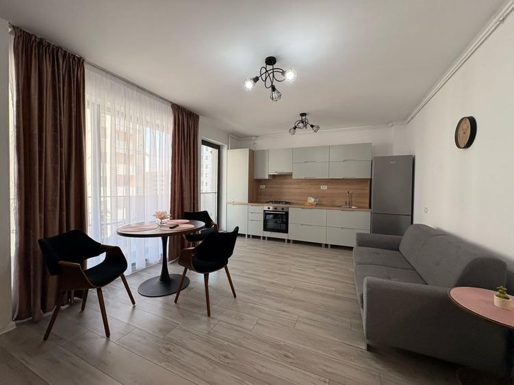 Apartament cu 2 camere semidecomandat, mobilat în Drumul Taberei