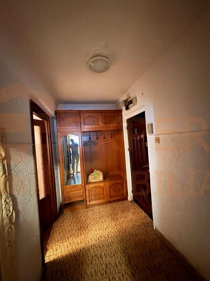 Apartament cu 2 camere circular în Tomis III