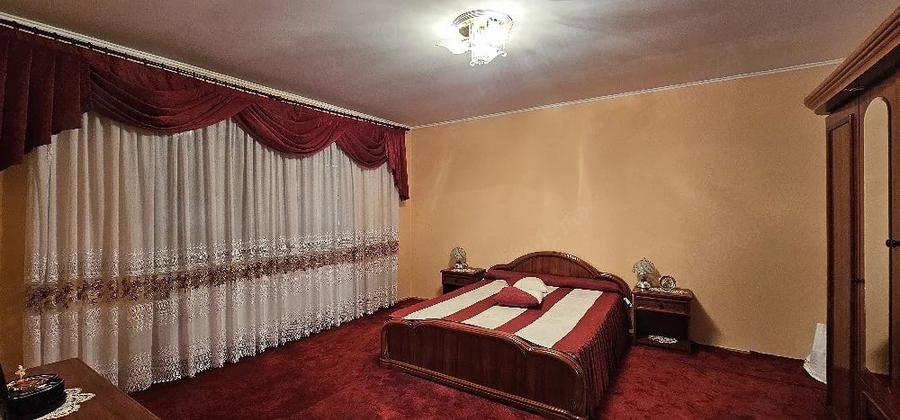 Casă cu 4 camere cu Teren 209 Mp în Central