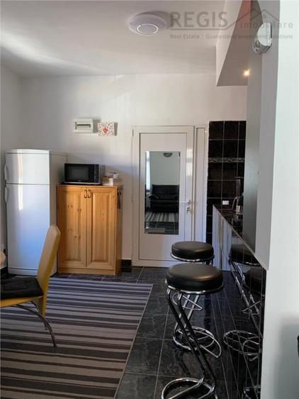 Apartament cu 2 camere semidecomandat în Centrul Istoric