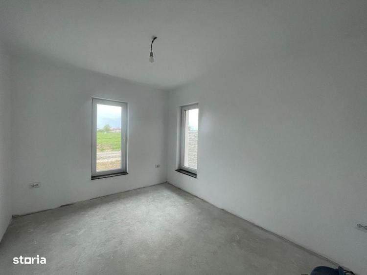 Casă cu 4 camere cu Teren 232 Mp în Central