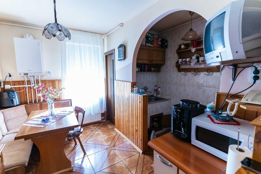 Apartament cu 2 camere decomandat în Tudor