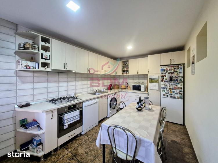 Casă cu 3 camere cu Teren 570 Mp în Central