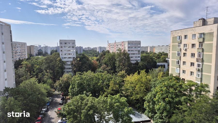 Apartament cu 3 camere semidecomandat în Dristor
