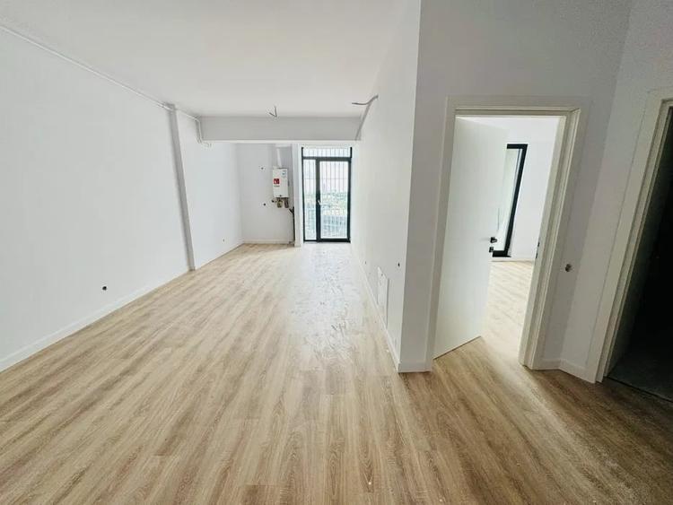 Apartament cu 2 camere, 46 mp, balcon, zona BMW - 1