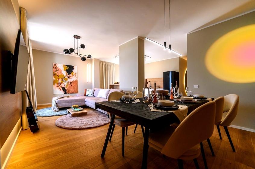Apartament cu 4 camere decomandat, mobilat în Take Ionescu