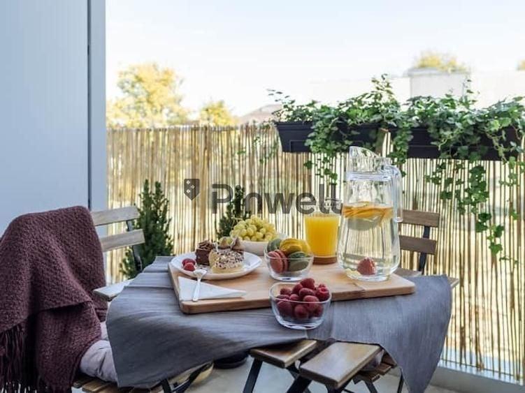 Apartament cu 2 camere decomandat, mobilat în Barbu Văcărescu