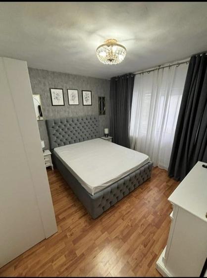 Apartament cu 2 camere decomandat, mobilat în E3