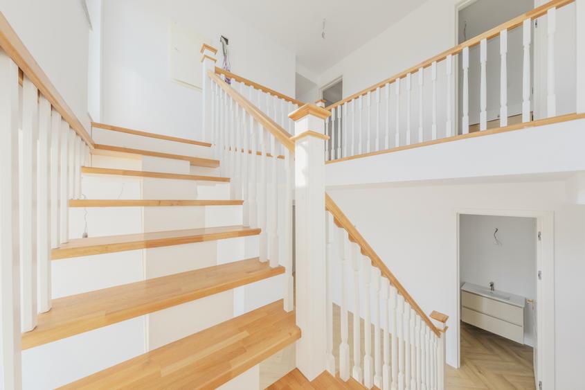Duplex cu 6 camere cu Canalizare în Timpuri Noi